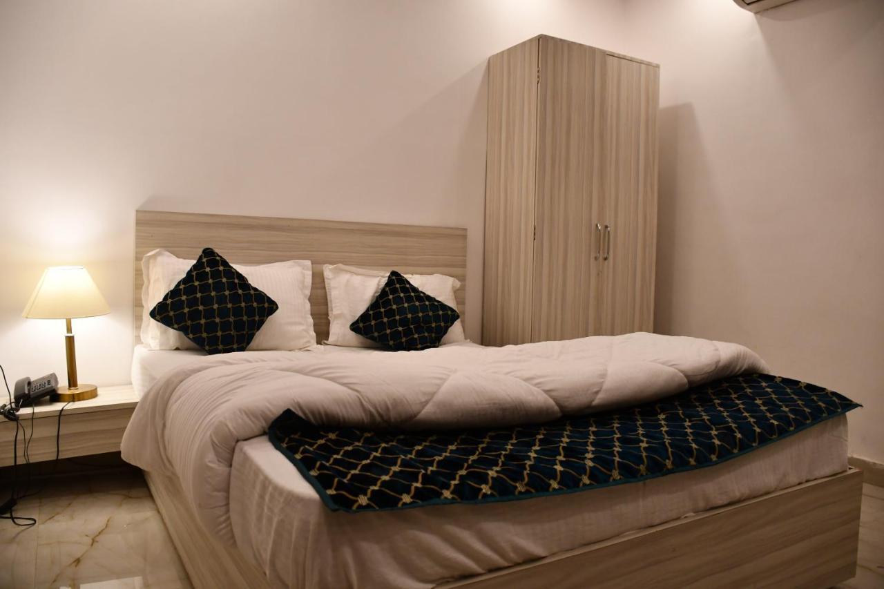 Hotel Vista Palace Патна Екстер'єр фото